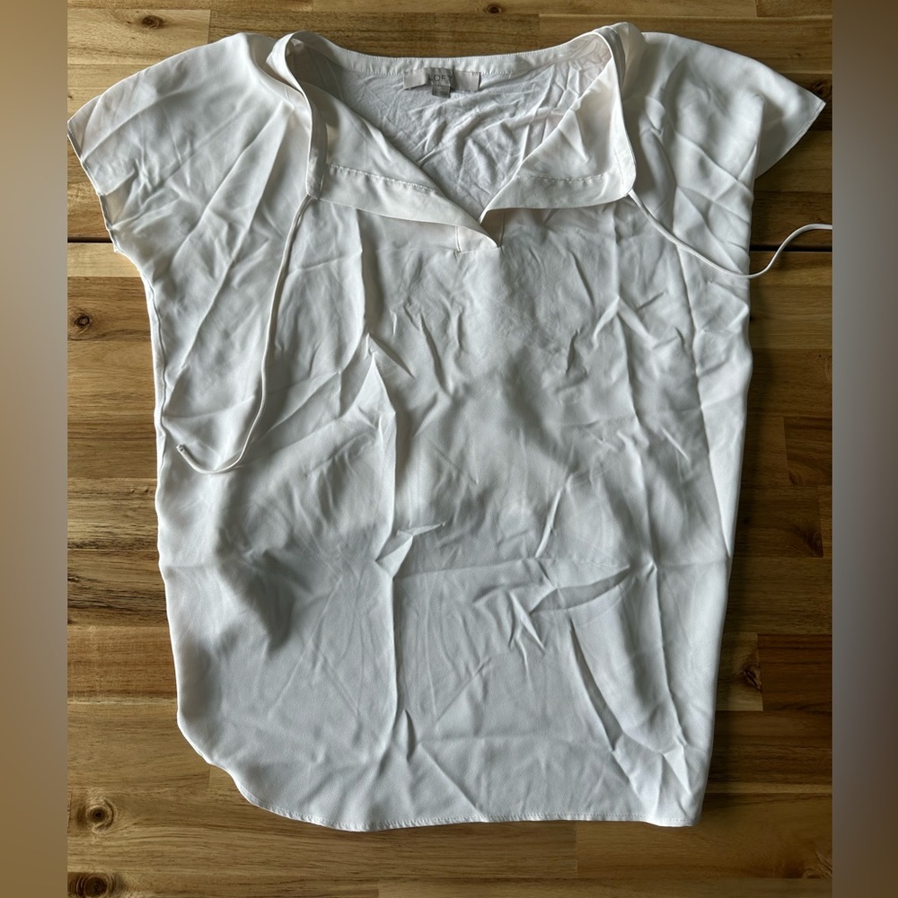 LOFT white shirt with ties.